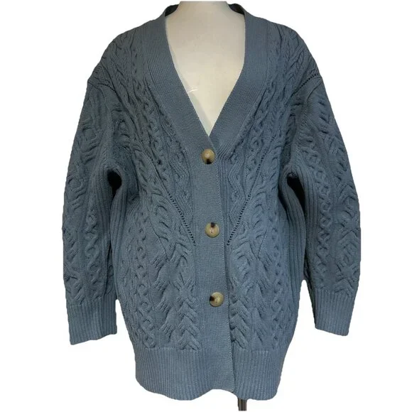 Vince Aran Cable Knit Womens Cardigan Sweater Size M Buttons Blue Long Sleeves - Picture 2 of 13
